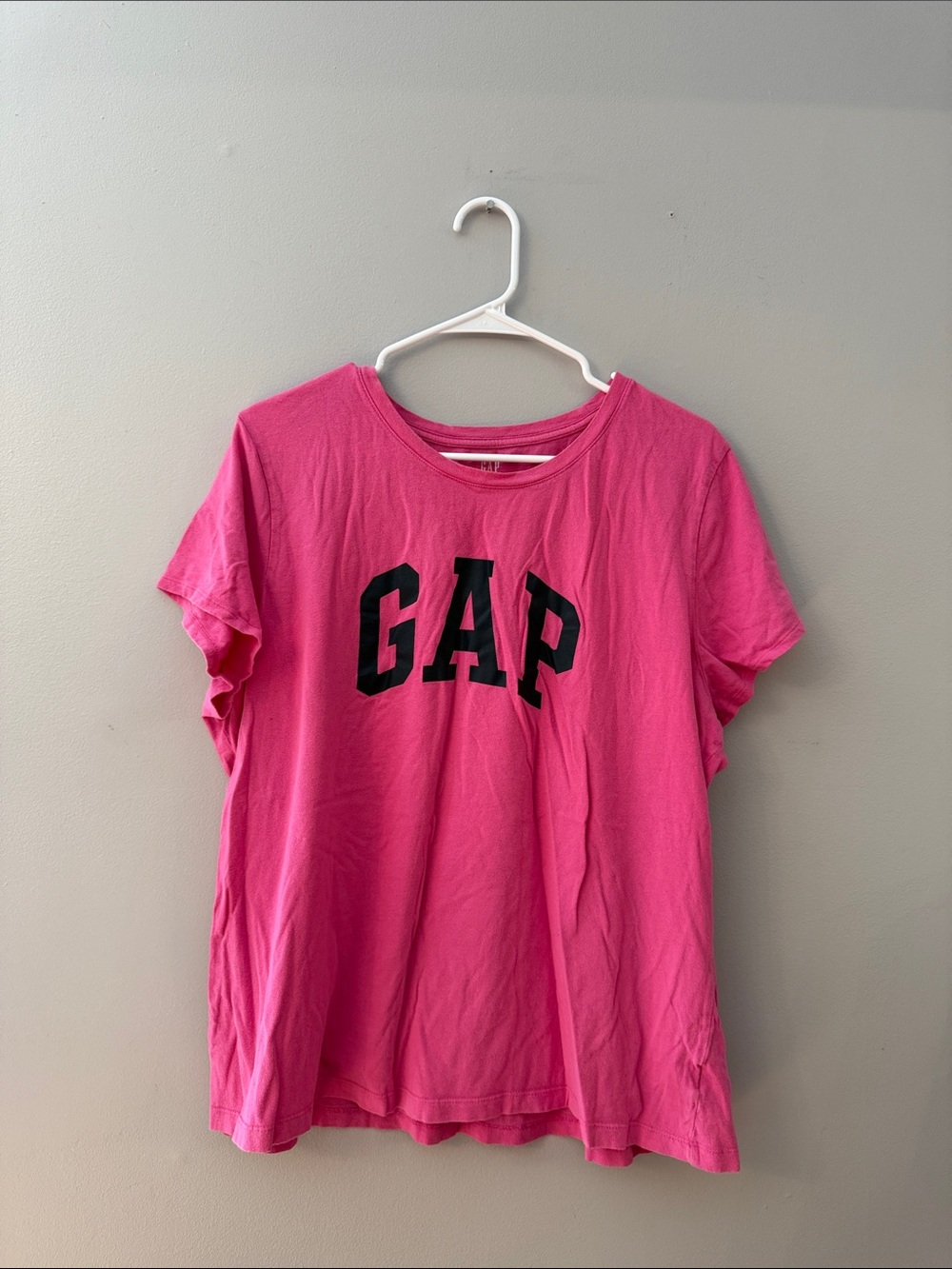 GAP Bright Pink Tee with Black Logo - very soft
